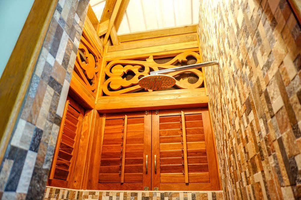 Hotel The Hummingbird Bocas del Toro Exterior foto
